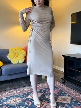 Vero Moda Taupe Side-Ruched Long Sleeve Midi Dress